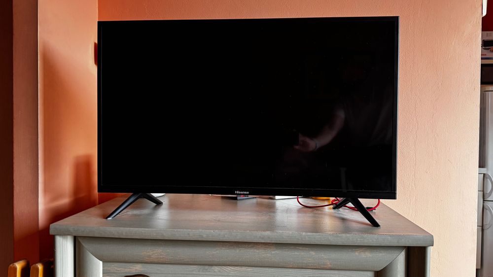 Telewizor Hisense 32B6700HA, 32 cale, Smart TV na Androidzie. Rozdzielczość HD Ready (1366×768). Obsłu