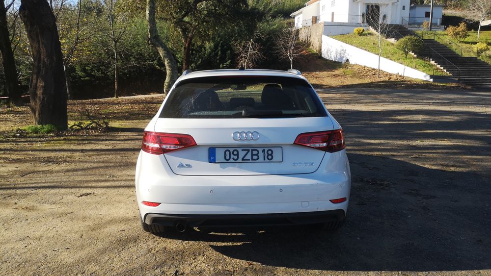 Audi A3  2019 # Sportback 30TDI branco poucos quilómetros