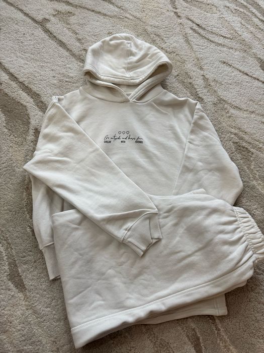 Продам костюм, кофта, штани Zara