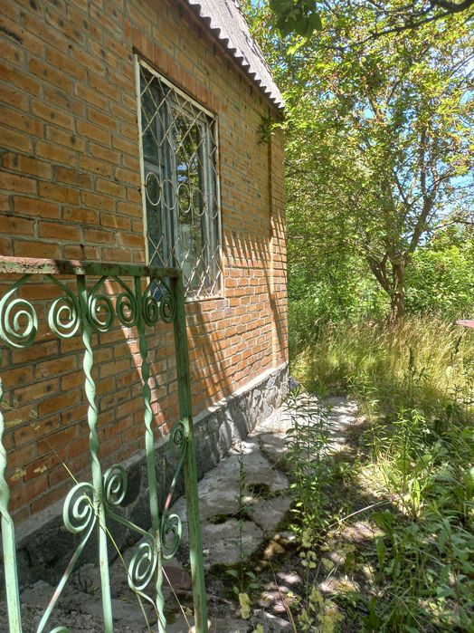 Дача в кооперативі біля річки в Полтавському районі.