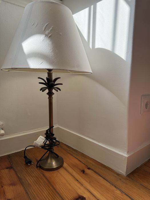 Candeeiro de mesa Palmeira