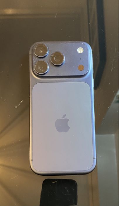 Iphone 17 pro 256Gb / 3 anos de garantia !