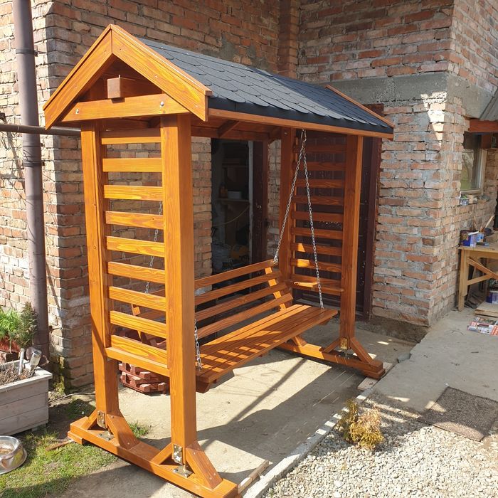 Huśtawka drewniana ogrodowa