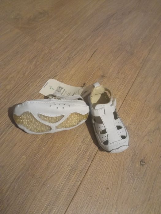 Buciki dziecięce rozmiar 16,19,20