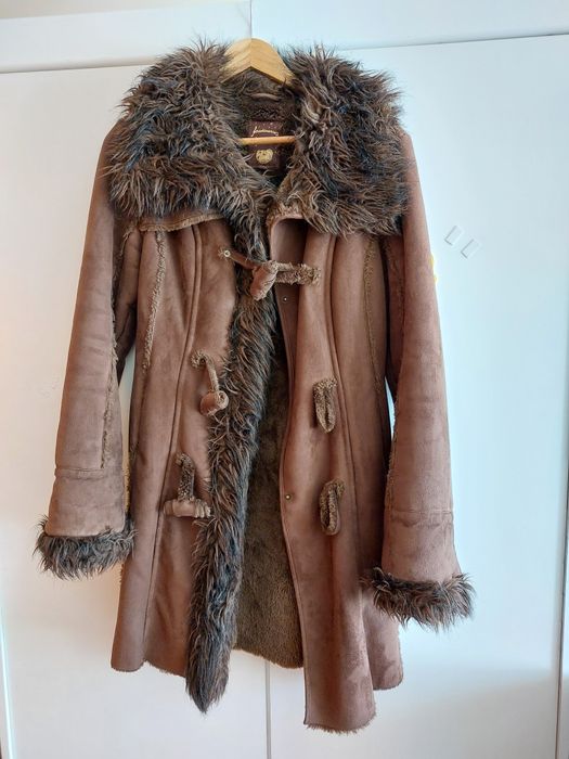 Casaco de pelo castanho