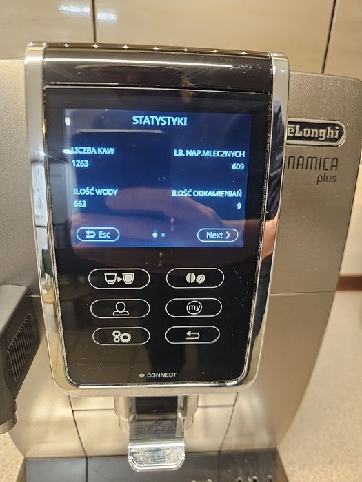 Czyt. Opis Delonghi dinamica Plus nie Jura ale dobry ekspres