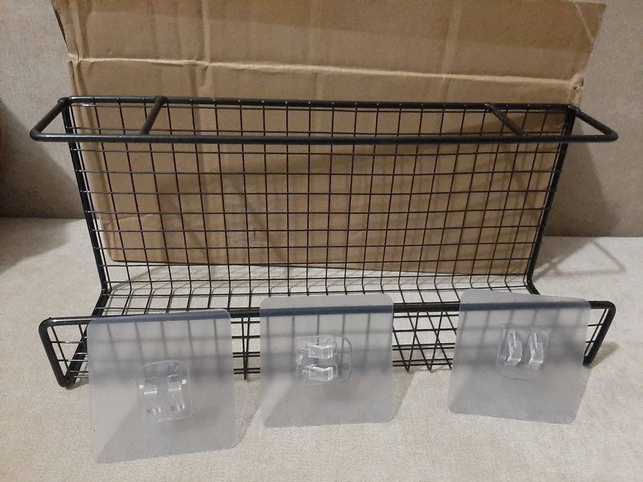 Металевий органайзер для кабелів