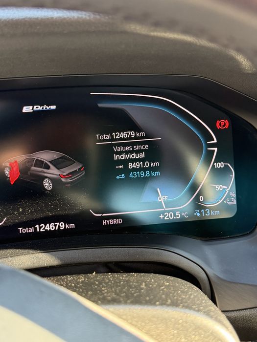 BMW 330e Plug-in 292cv