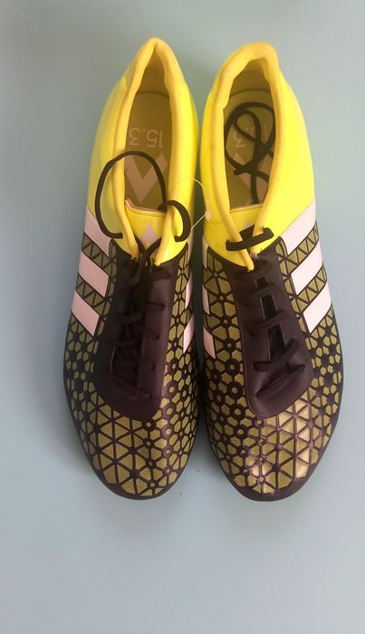 Футбольні бутси професійні Adidas Ace 15.1 FG/AG

Футбольні бутси Adid