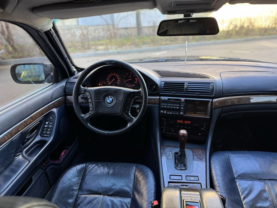 Продається BMW E38