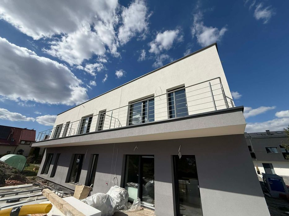 Balustrady barierka balkonowa podjazdy  poręcze dla osób niepełnosprawnych zabezpieczenia