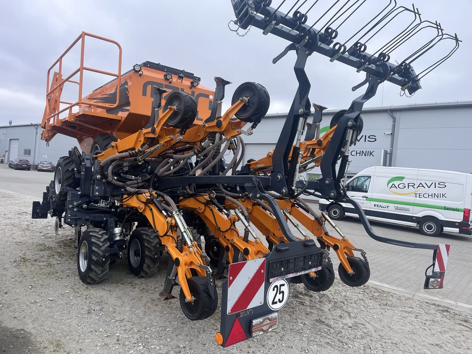 Mzuri Pro-Til 4t Select  WYPRZEDAŻ Strip till /stkczajkowski