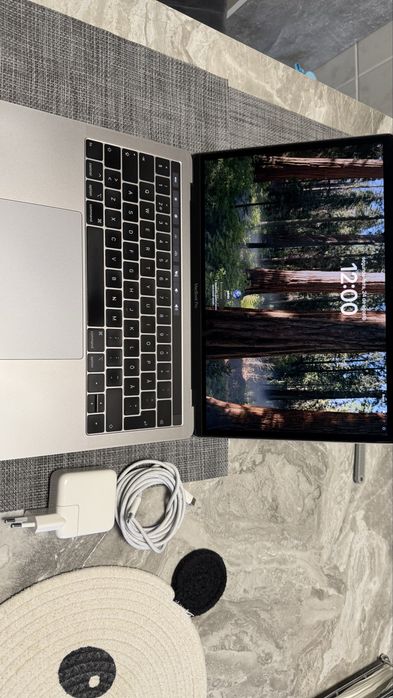 Macbook Pro 13.2” 2018 touchbar