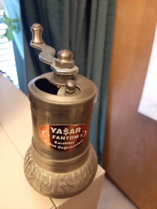 Moinho de especiarias Turco em latão