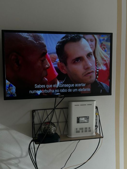 Vendo tv 32 silver
