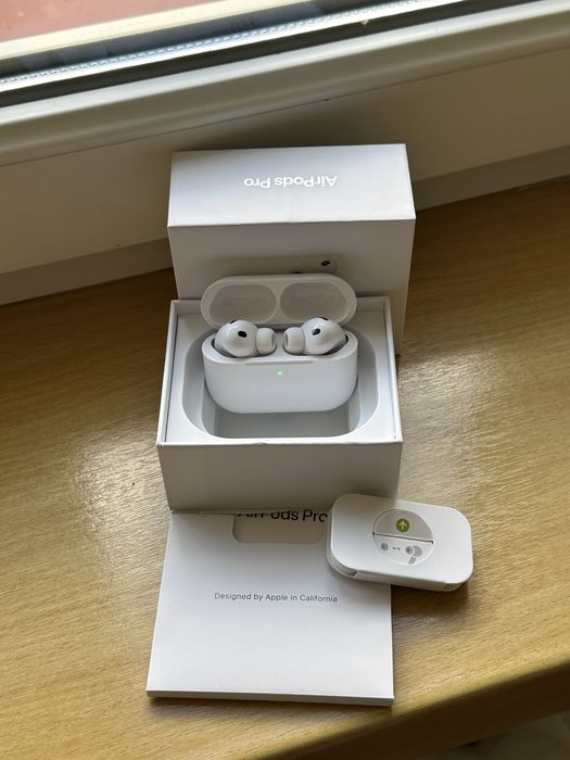 Apple AirPods Pro 3 – używane, bardzo dobry stan, oryginalne pudełko