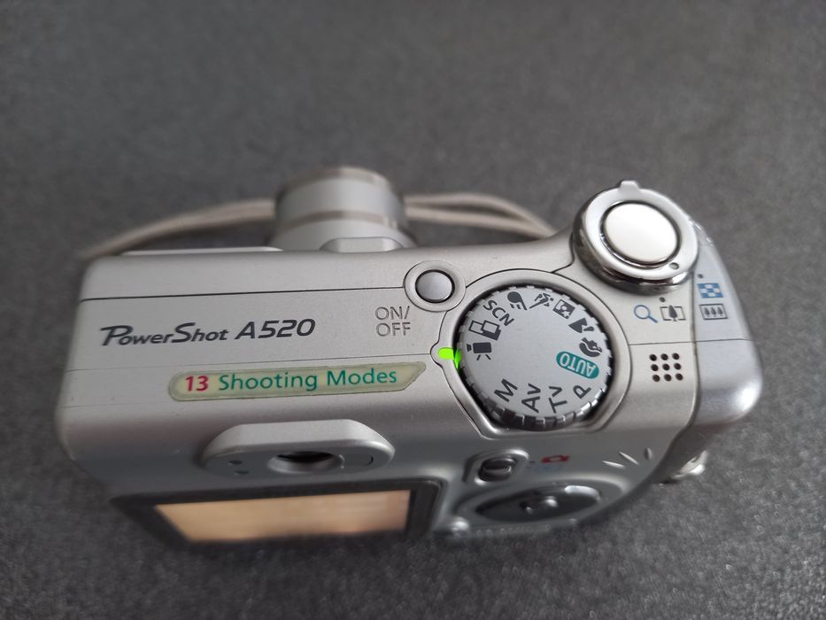 Canon Digital Camera 4.064740377852291122