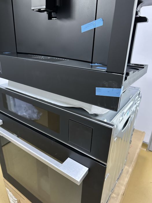 Nowy piekarnik konwekcyjno parowy  AEG TP9SB83FAT BlackMat