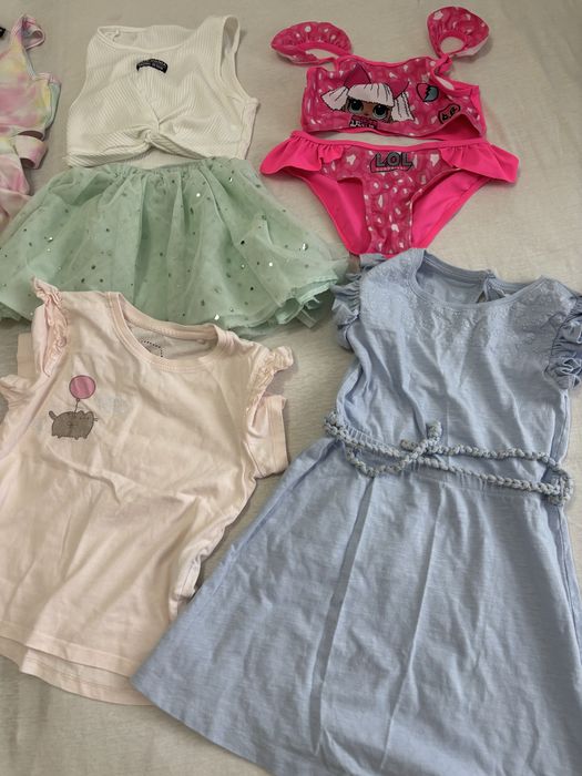 Ubranka dla dziewczynki rozmiar 110/116