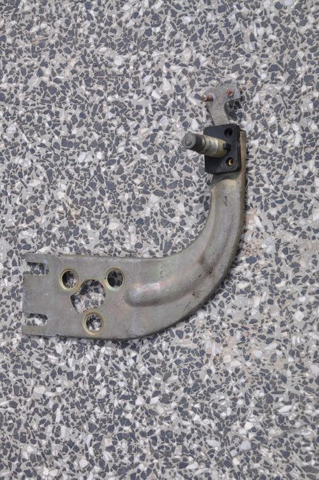 Wspornik Mechanizm wycieraczek Fiat 125 p