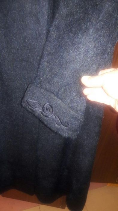 Продам демисезонное новое пальто