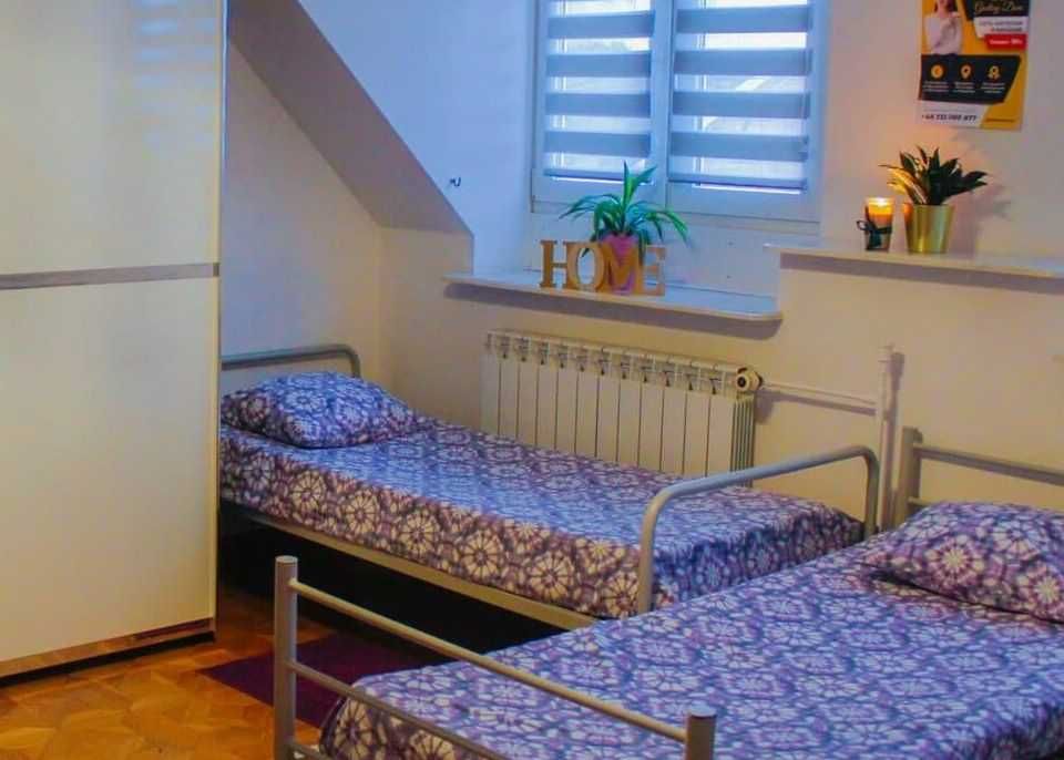 Проживання у Варшаві. Дешево. Різні райони Хостел. Дзвоніть