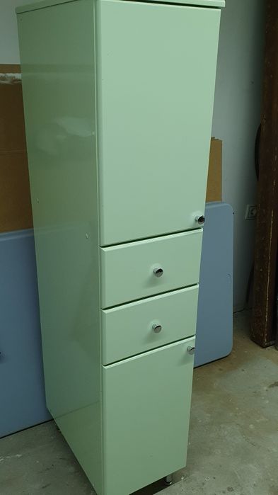 Szafka łazienkowa lakier 35x50x135 cm