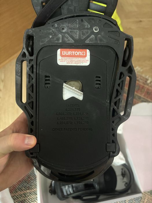 Wiązania snowboardowe Burton, rozmiar L