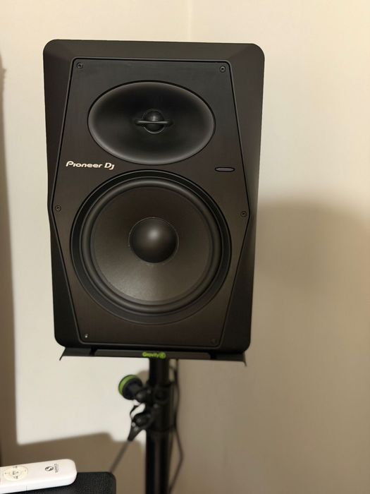 Monitores Pioneer VM-80