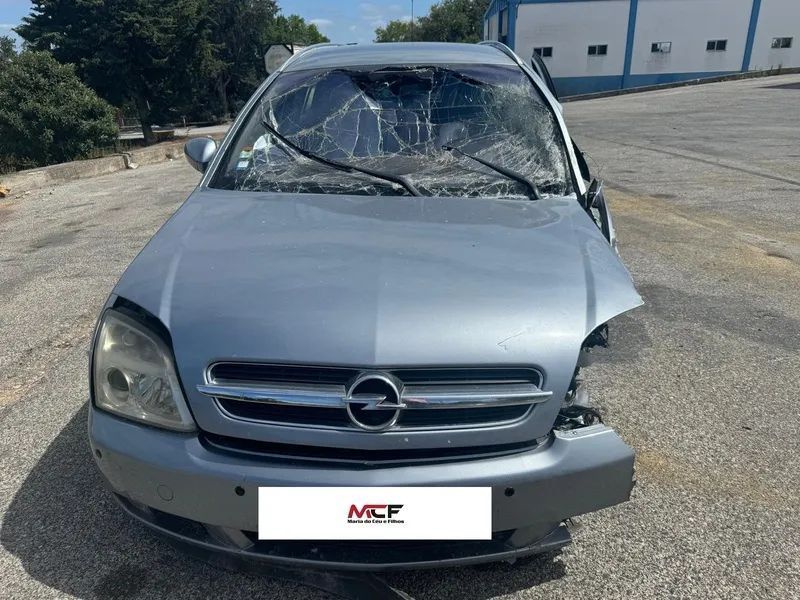 Opel Vectra C Caravan 1.9 CDTI de 2004 para peças