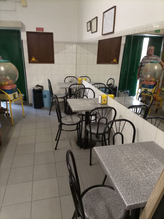 Trespasse Cafetaria Snack Bar Évora