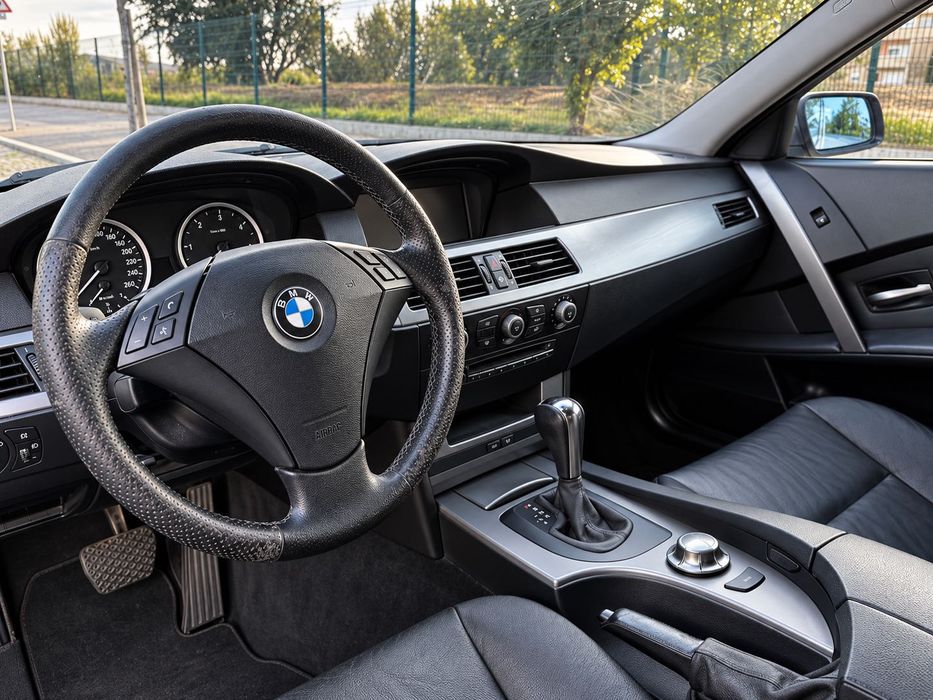 BMW 525d Touring PACK M Nacional IUC ANTIGO