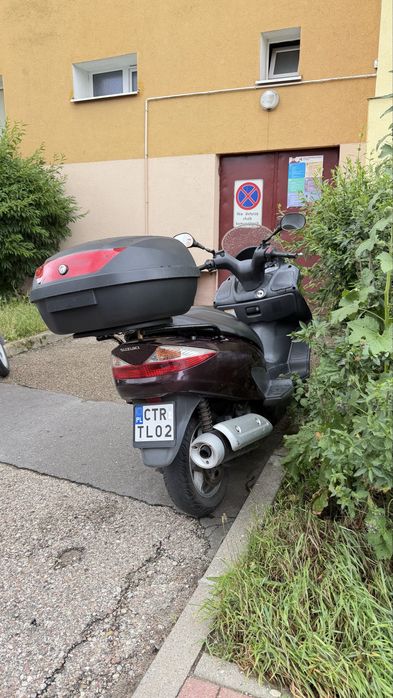 Skuter burgman 125