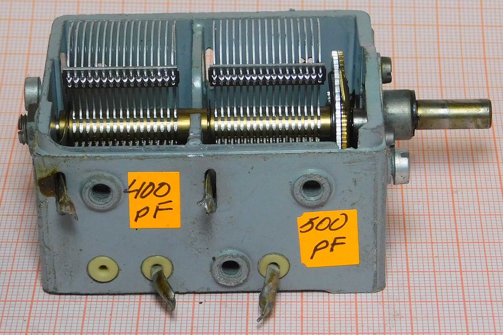 Kondensator powietrzny zmienny 400pF + 500pF [R2W3]11