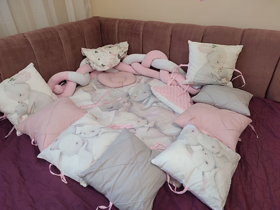 Дитячий постільний набір у ліжечко