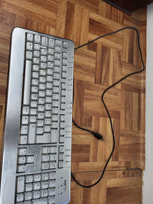 Teclado MK Plus com fios425907073823559683