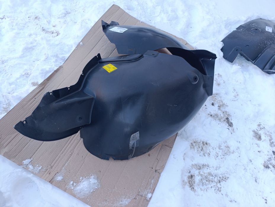 Подкрылок передний левый VW Caddy 3 2003-2010г Новый.