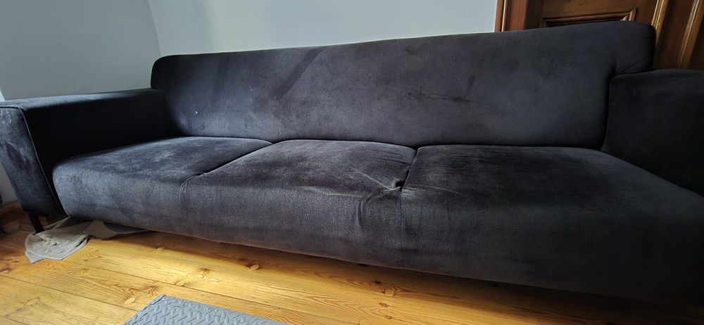 OGROMNA Kanapa czarna trzy osobowa nierozkładana westwing