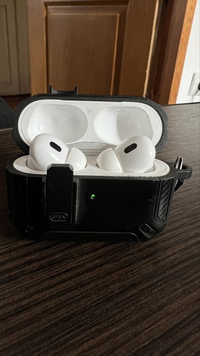 Продам AirPods pro 2 срочно