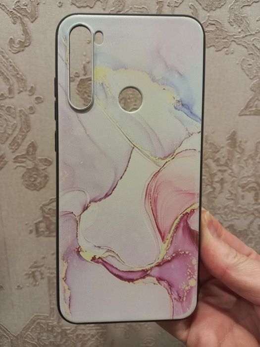 Продам чехол на Xiaomi Redmi Not 8T
