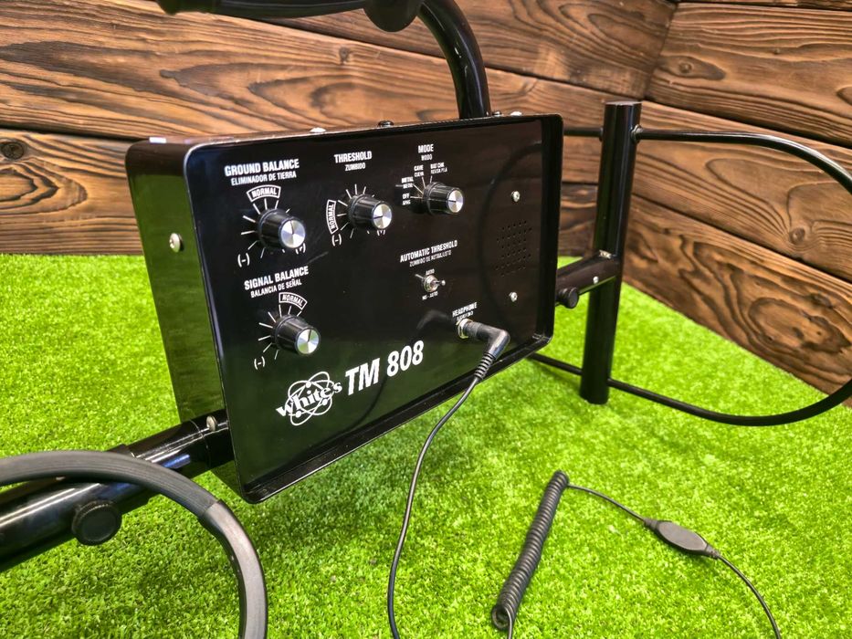 Глибинний металошукач Whites TM 808