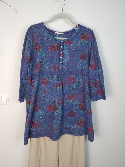 Bawełniana  bluzka r. L XL oversize niebieska we wzory kwiatowe boh