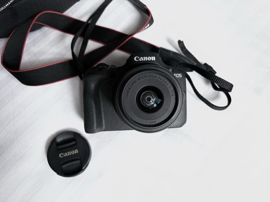 Canon EOS R100+ 2 objetivas (18-45mm e 75-300mm) + Mala cullmann