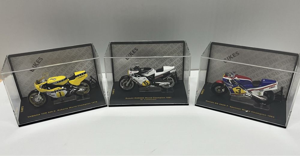 Conjunto de 3 Miniaturas Ixo 1/24 Motos Campeãs do Mubndo