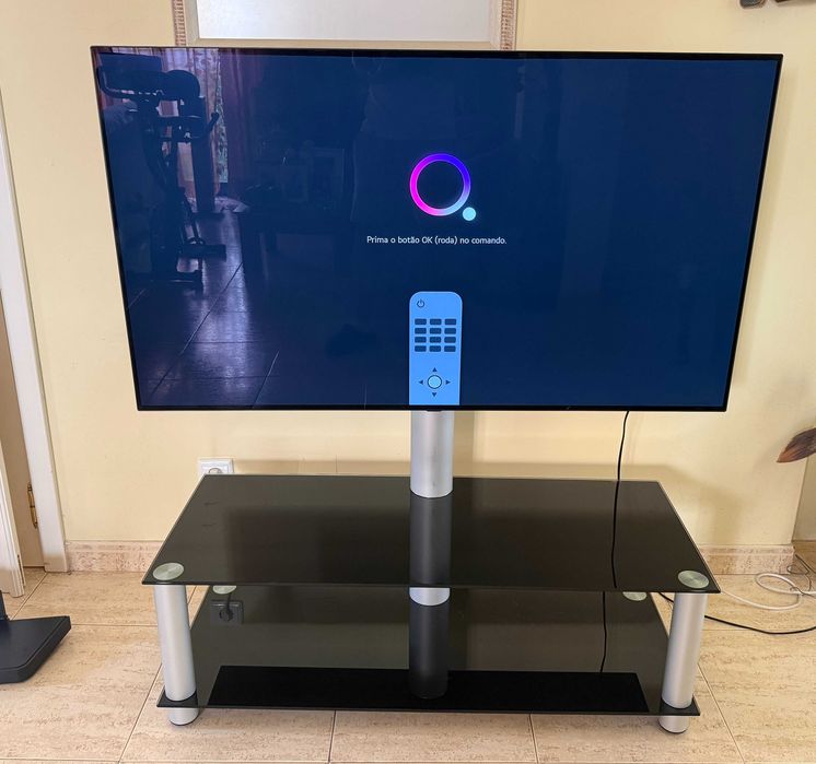 TV LG OLED 55CX LB (OLED - 55'' - 140 cm - 4K Ultra HD - Smart TV) com móvel