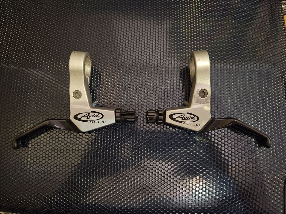 V brake + klamki Avid komplet na 2 koła