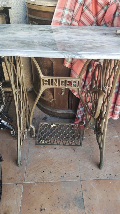 Pé Máquina Costura Singer