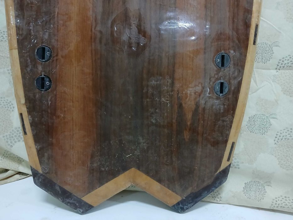 Prancha de Surf em madeira - Trabalho artesanal