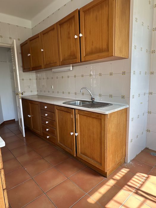 Arrenda-se T2 no Bairro de Sao Miguel