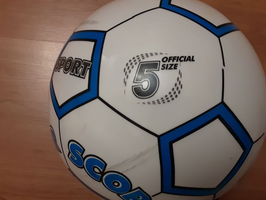 Мяч фирмы Super Score.